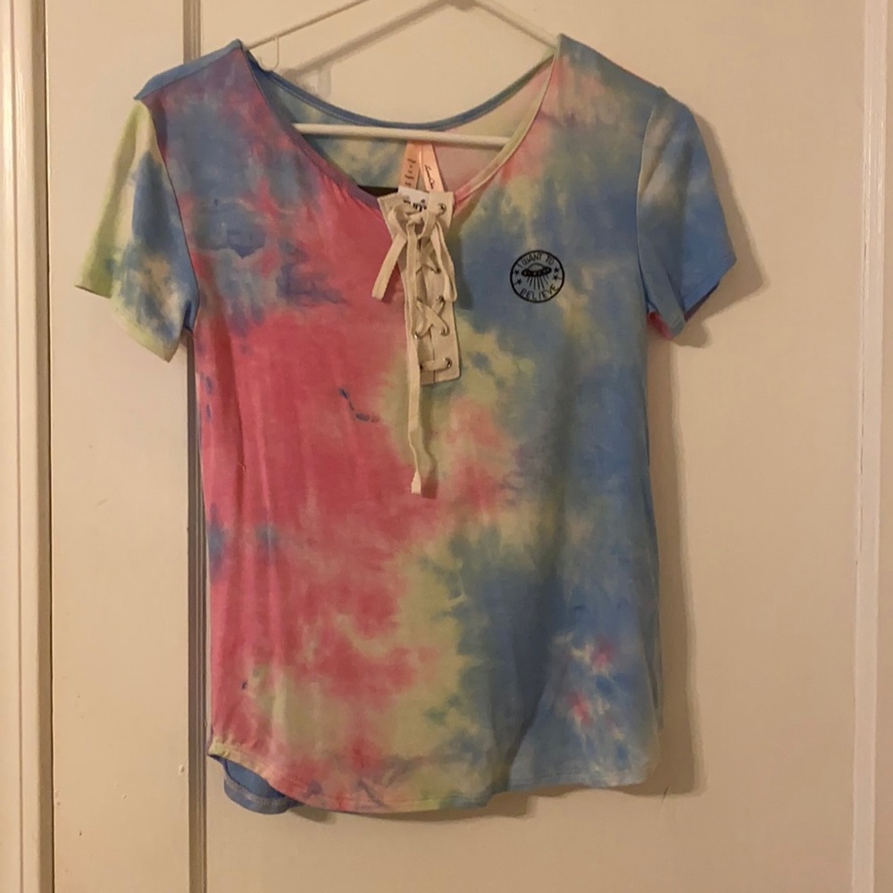 Luna Chix tee shirt alien tie dye zumiez with tags